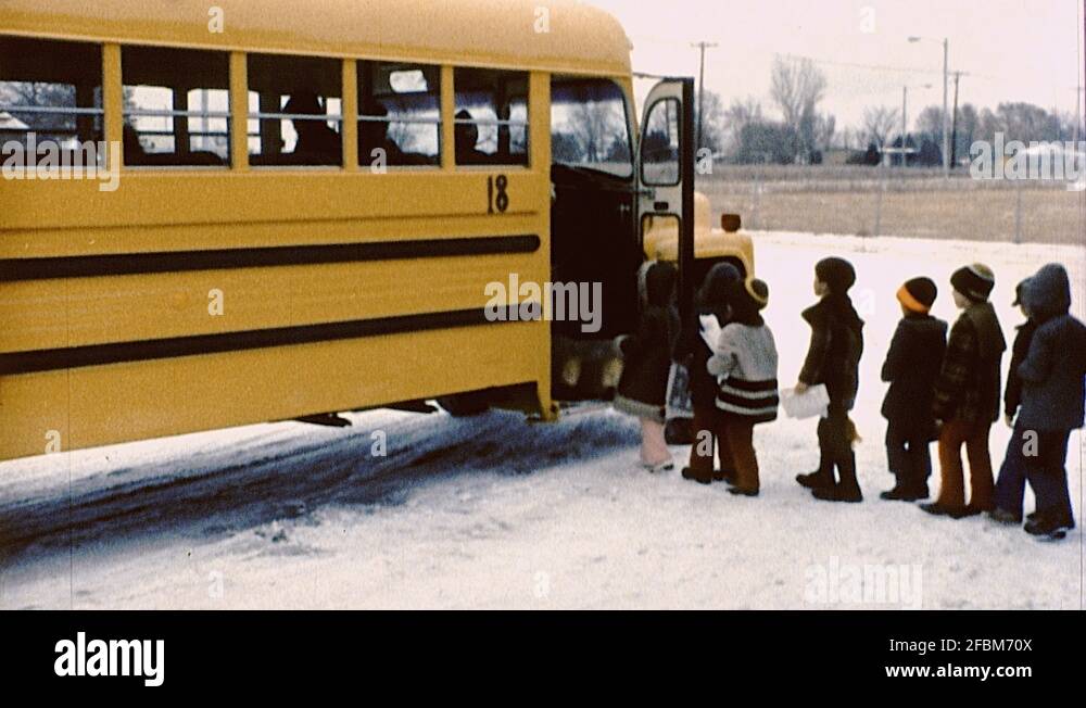 School field trip bus Stock Videos & Footage HD and 4K Video Clips