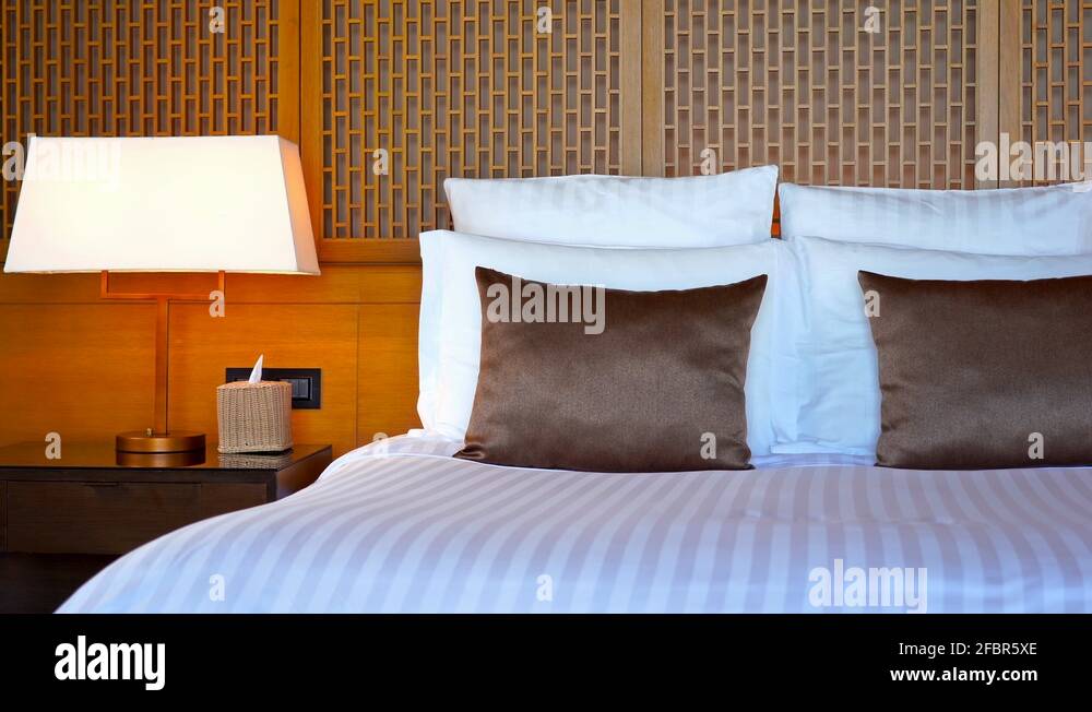 Bed pan cover Stock Videos & Footage HD and 4K Video Clips Alamy