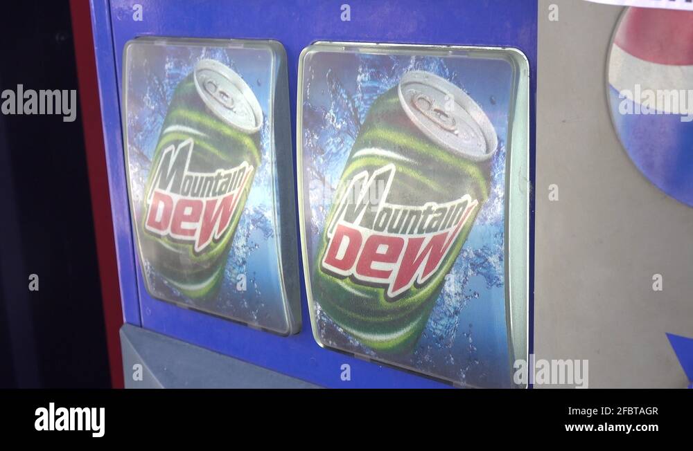 Person pressing the button on a vending machine Stock Videos & Footage