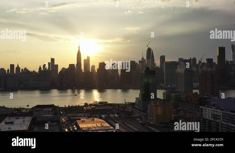 Golden beam Stock Videos & Footage - HD and 4K Video Clips - Alamy