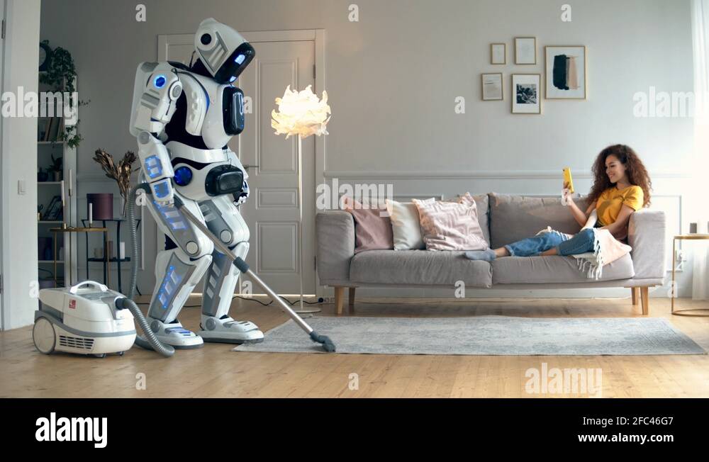 Запусти уборку роботом. Робот убирает. Роботы в доме. Роботы которые убираются по дому. Робот убирается в комнате.