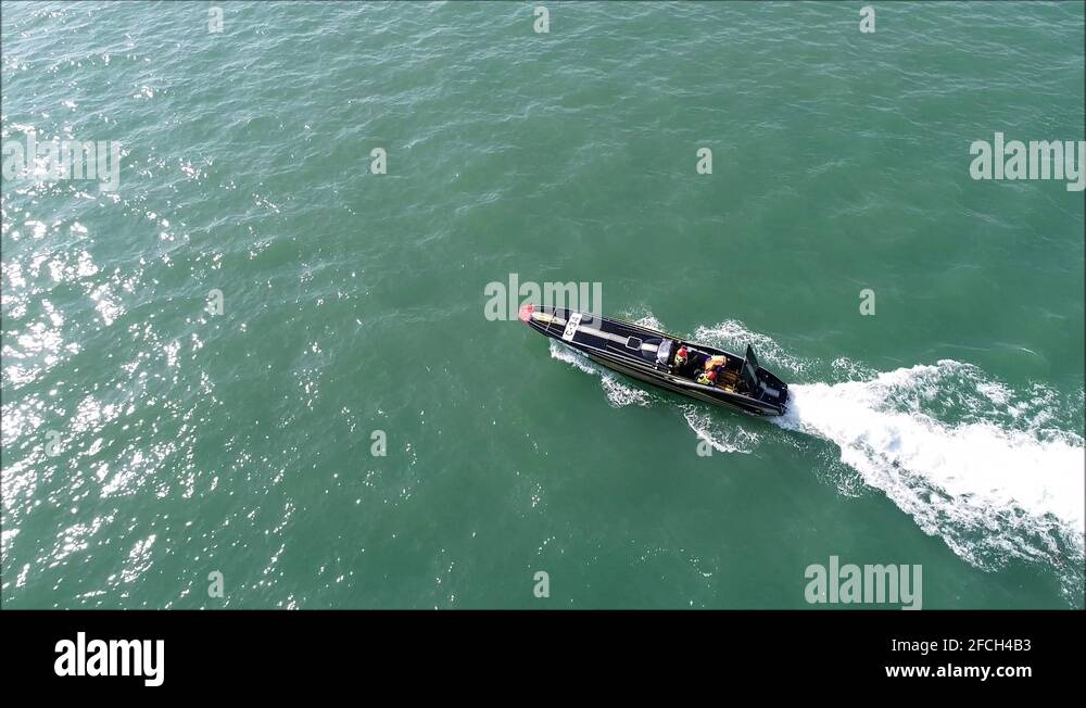 Offshore powerboat team Stock Videos & Footage HD and 4K Video Clips Alamy