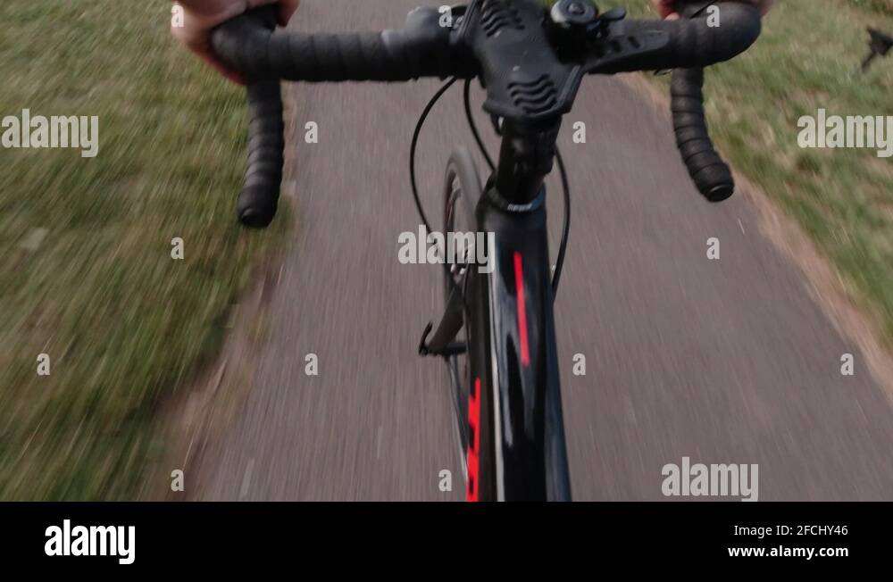Cycle commuter Stock Videos & Footage HD and 4K Video Clips Alamy