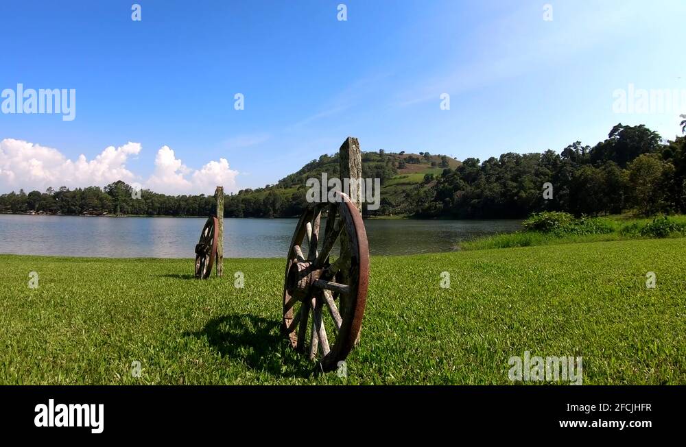 Wooden wheels Stock Videos & Footage - HD and 4K Video Clips - Alamy