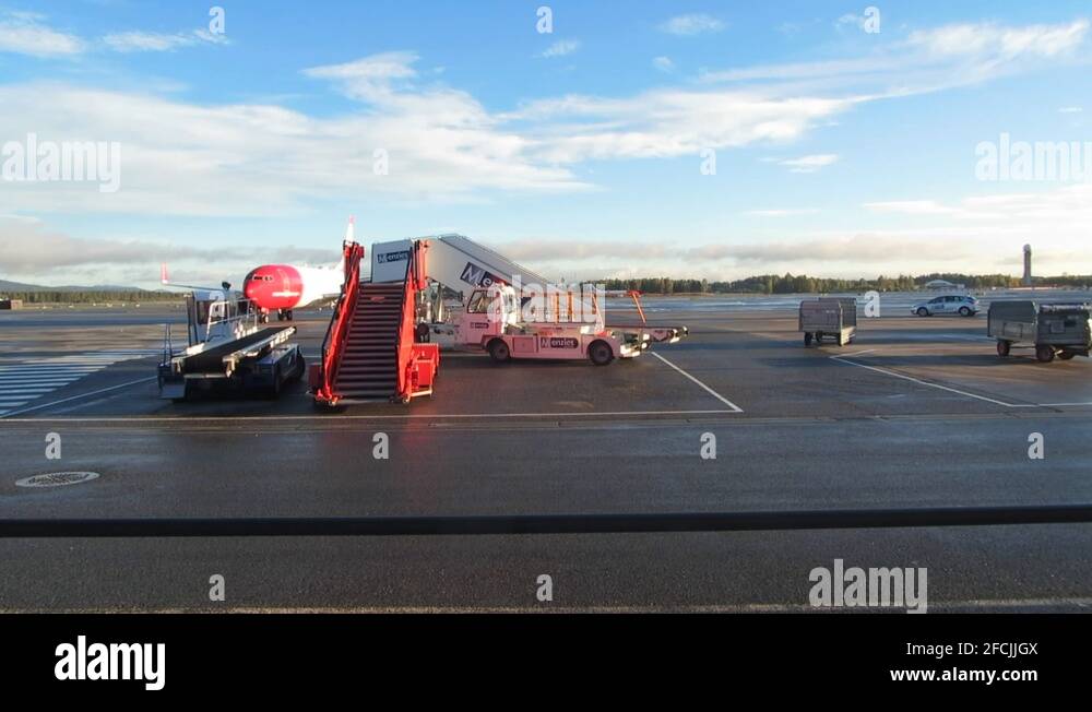 Norwegian parking Stock Videos & Footage HD and 4K Video Clips Alamy