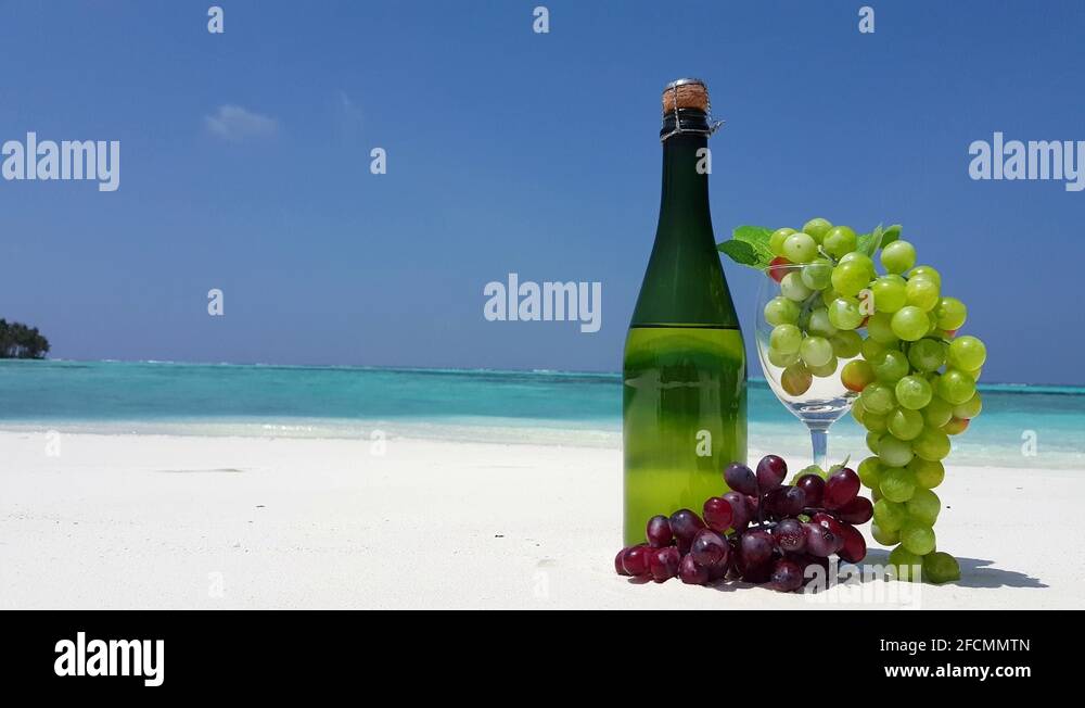 Red wallpaper design Stock Videos & Footage - HD and 4K Video Clips - Alamy