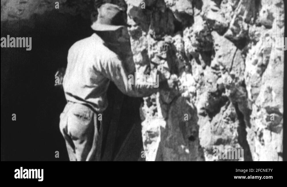 Lighting the fuse Stock Videos & Footage HD and 4K Video Clips Alamy