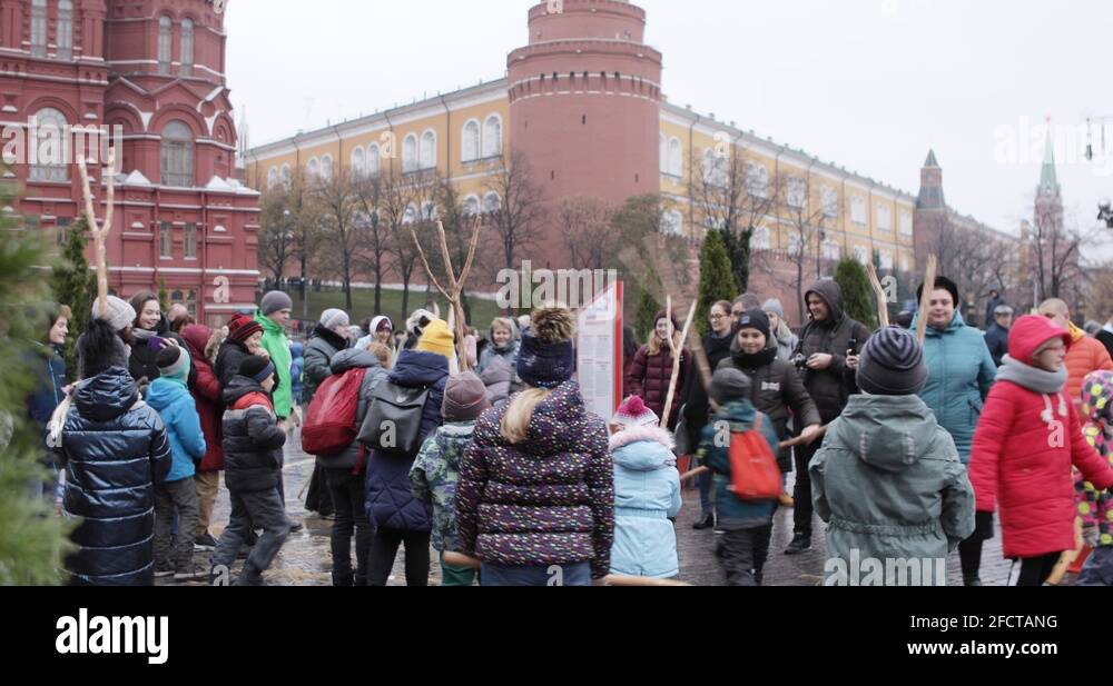 Straw dummy Stock Videos & Footage HD and 4K Video Clips Alamy