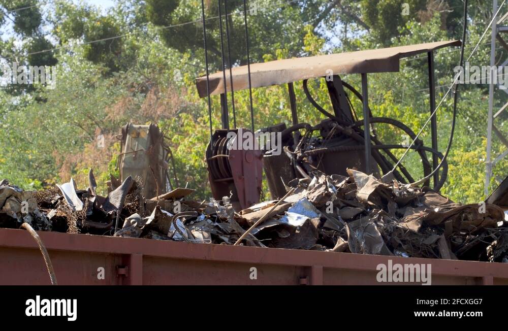 lifting junk Stock Videos & Footage HD and 4K Video Clips Alamy