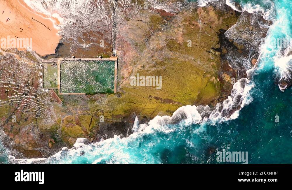 Mona vale ocean pool Stock Videos & Footage HD and 4K Video Clips Alamy
