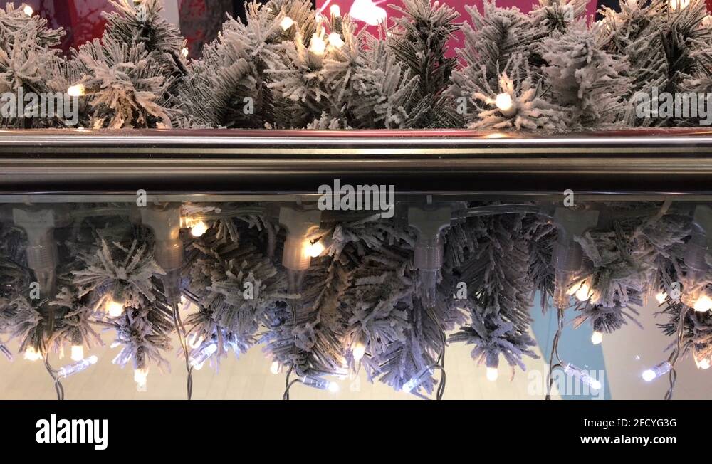 Balustrade garland Stock Videos & Footage - HD and 4K Video Clips - Alamy