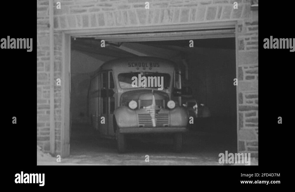Vintage bus garage Stock Videos & Footage HD and 4K Video Clips Alamy