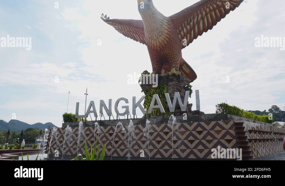 Giant eagle sculpture Stock Videos & Footage HD and 4K Video Clips