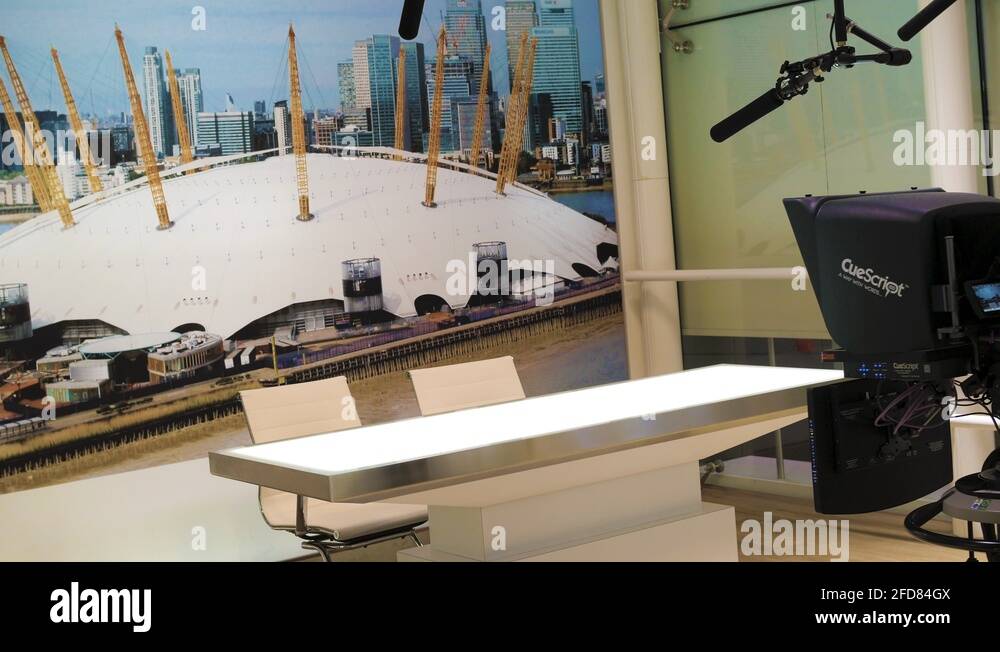 Sky desk Stock Videos & Footage - HD and 4K Video Clips - Alamy