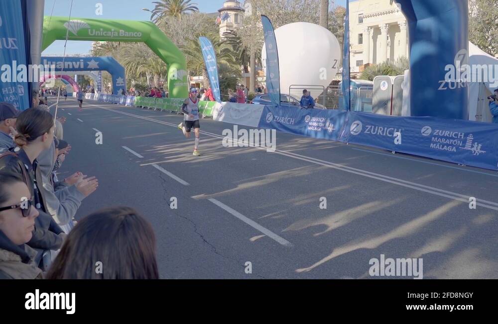 Crowd cheering runners Stock Videos & Footage HD and 4K Video Clips
