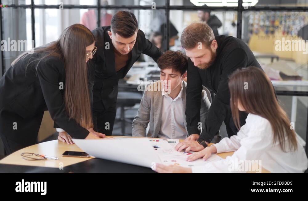 Business attire group of people Stock Videos & Footage HD and 4K Video Clips Alamy