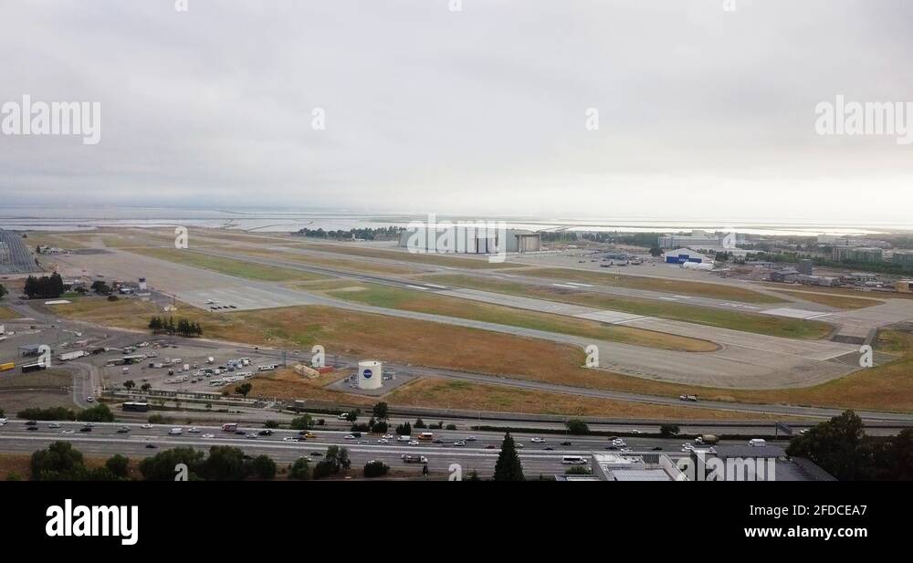 Moffett field hangar Stock Videos & Footage HD and 4K Video Clips Alamy