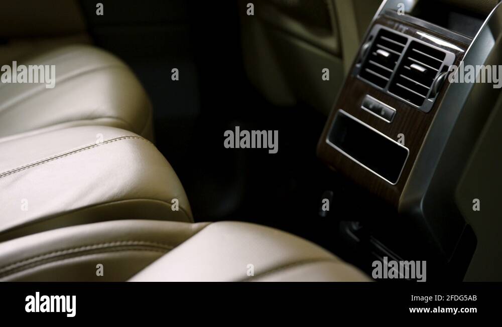 Range rover seats Stock Videos & Footage - HD and 4K Video Clips - Alamy