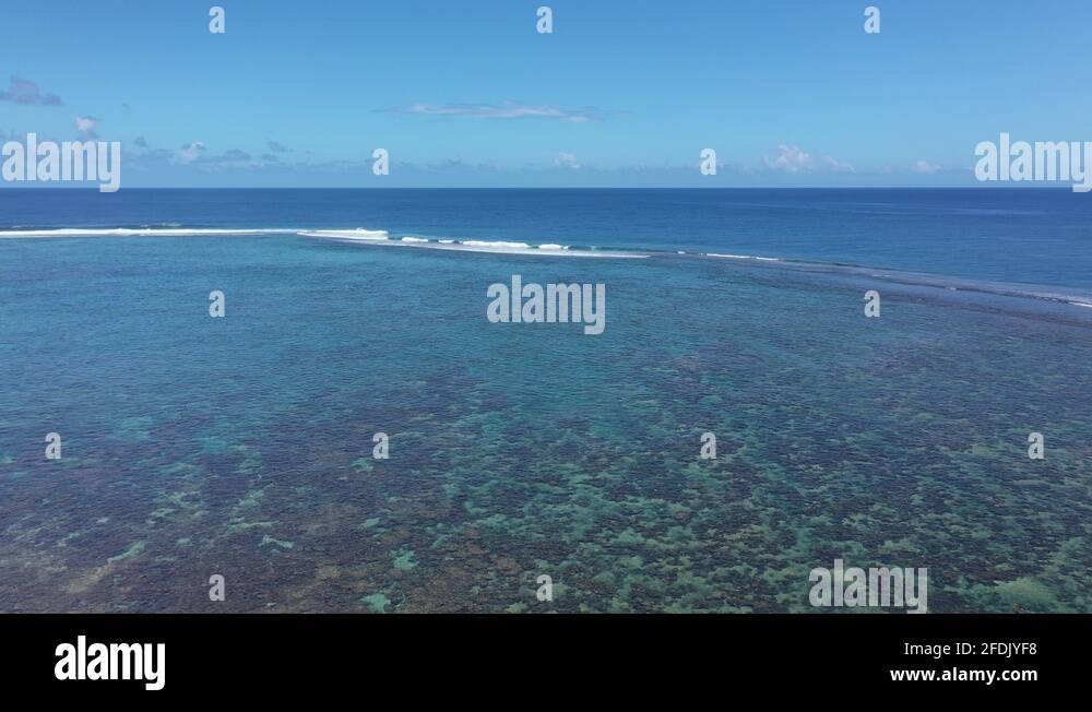 Tahiti Teahupoo Reef Stock Video Footage Alamy