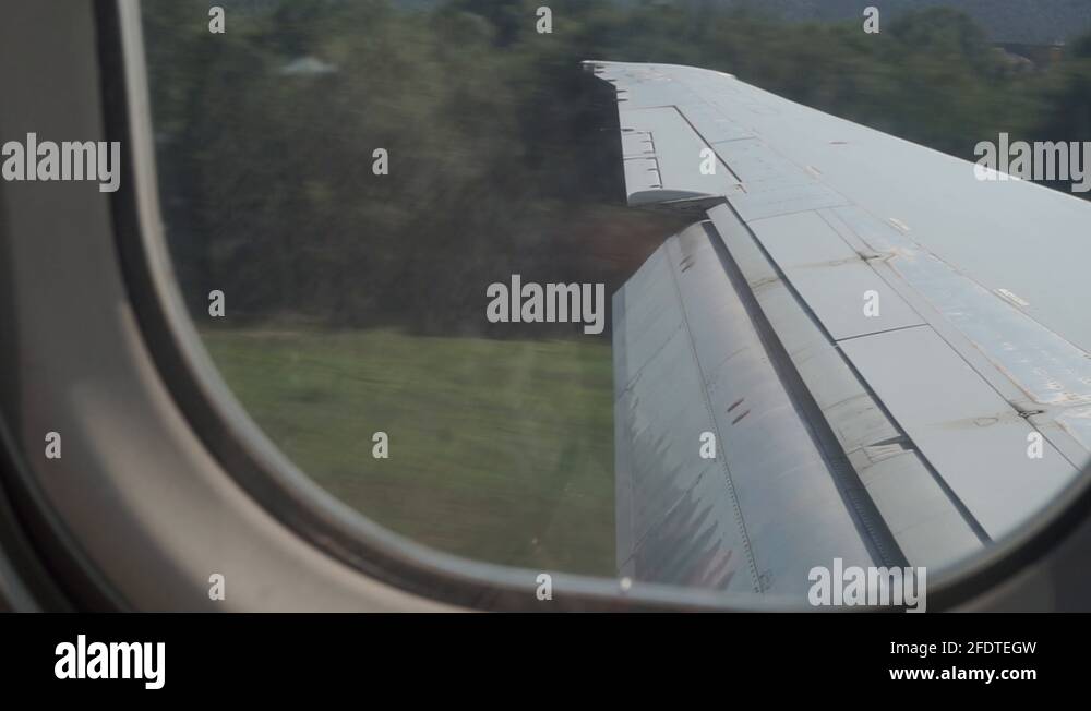 Lowered wing Stock Videos & Footage HD and 4K Video Clips Alamy