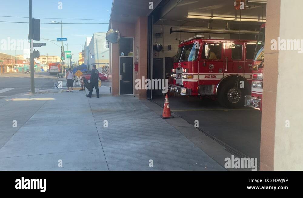 9 row Stock Videos & Footage - HD and 4K Video Clips - Alamy