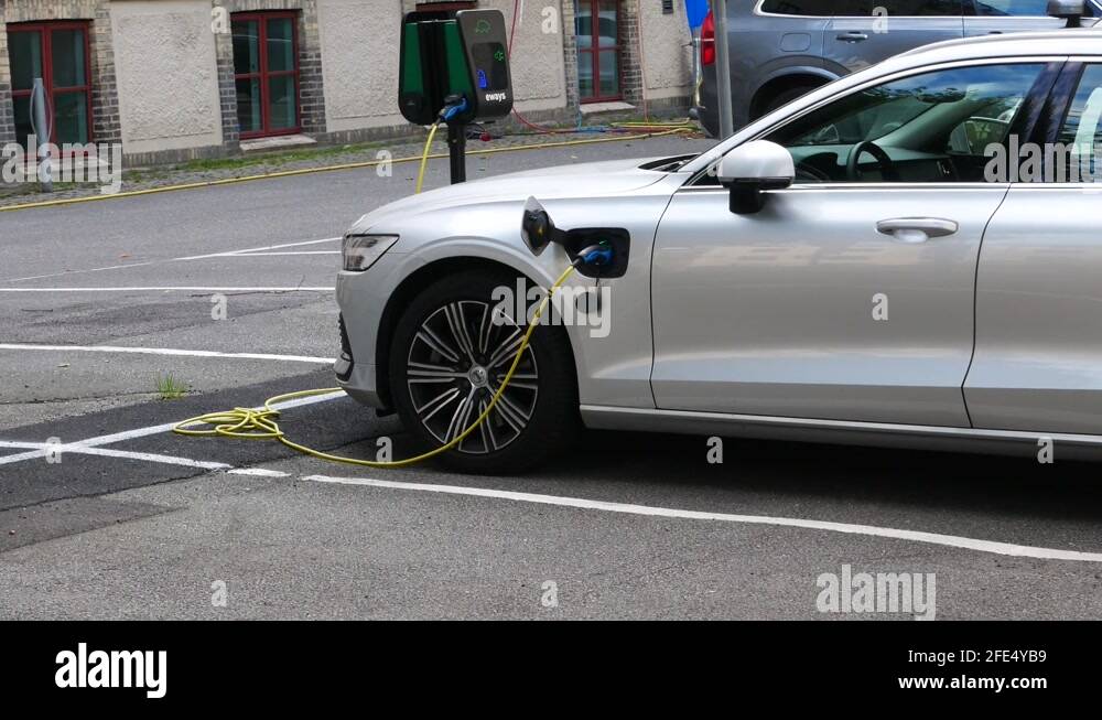 Cars charges with electricity Stock Videos & Footage HD and 4K Video