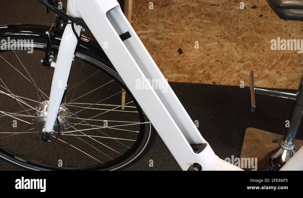 Ebike lock Stock Videos & Footage HD and 4K Video Clips Alamy
