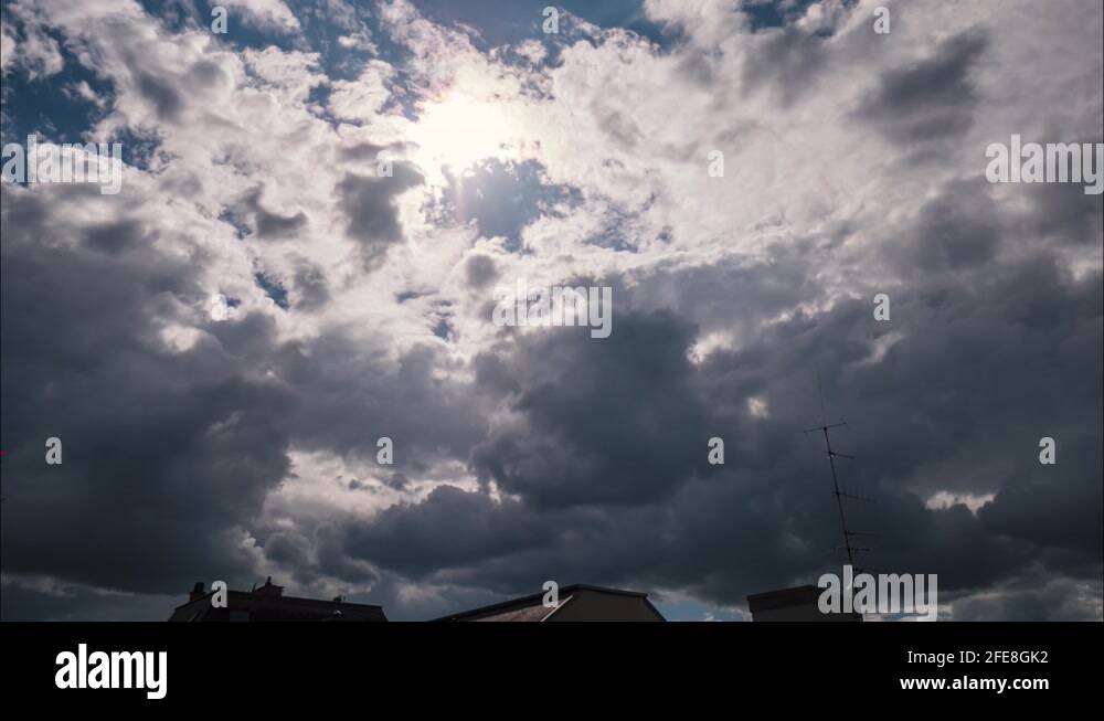 Stratus clouds low level Stock Videos & Footage HD and 4K Video Clips