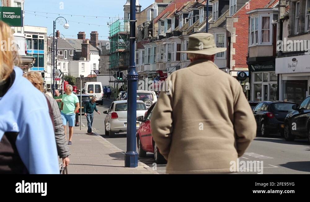 swanage, high street view Stock Video Footage Alamy