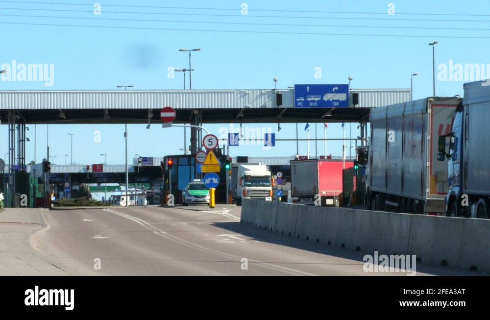 Immigration border control queue Stock Videos & Footage - HD and 4K ...