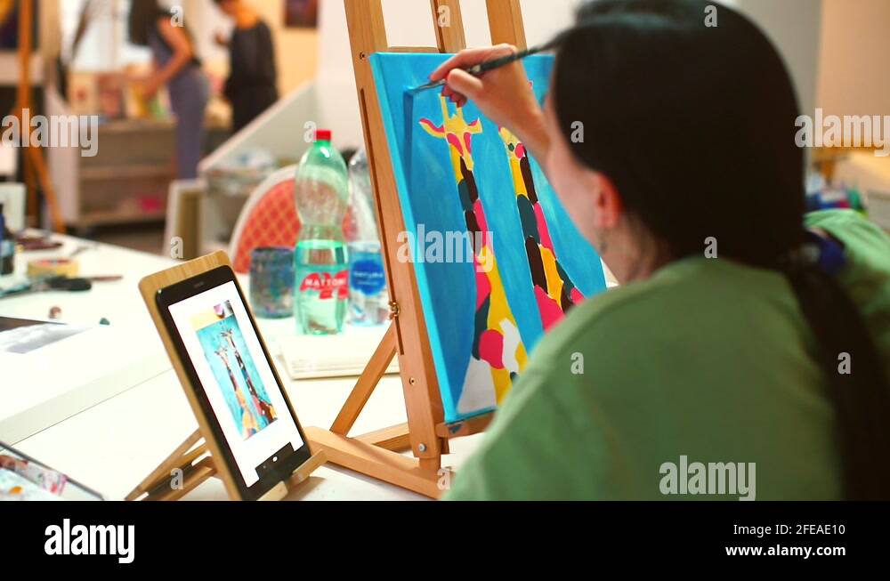 Canvas plane Stock Videos & Footage HD and 4K Video Clips Alamy