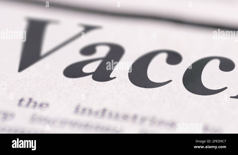 Daily news. Человек читает новости. Электронные сми. Интернет сми. Movable.