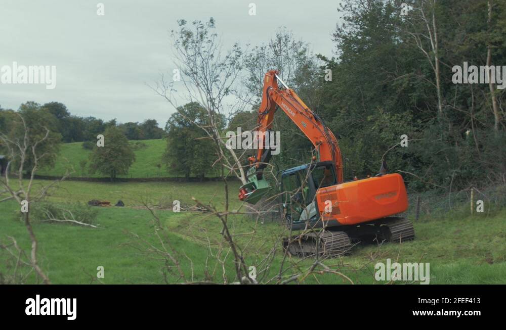 Excavator jaws Stock Videos & Footage HD and 4K Video Clips Alamy