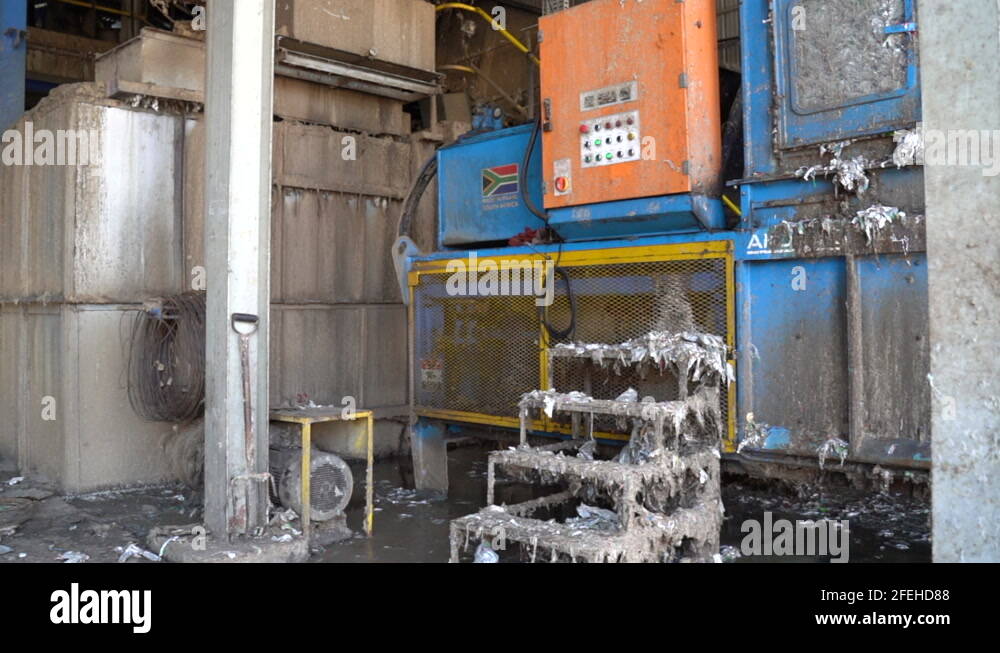 Paper pulp recycling Stock Videos & Footage HD and 4K Video Clips Alamy