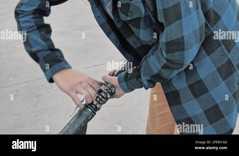 Allen screws Stock Videos & Footage HD and 4K Video Clips Alamy