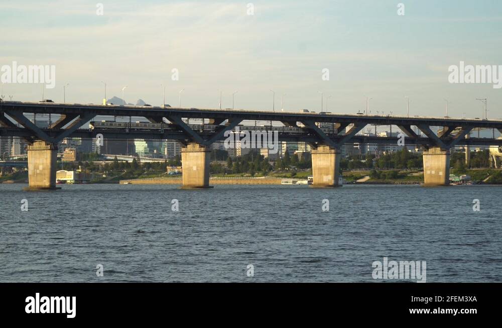 Duplex bridge Stock Videos & Footage HD and 4K Video Clips Alamy