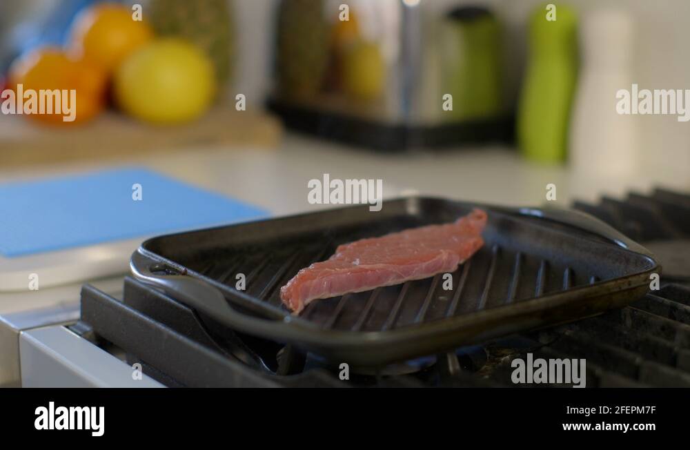 Steak griddle pan Stock Videos & Footage HD and 4K Video Clips Alamy