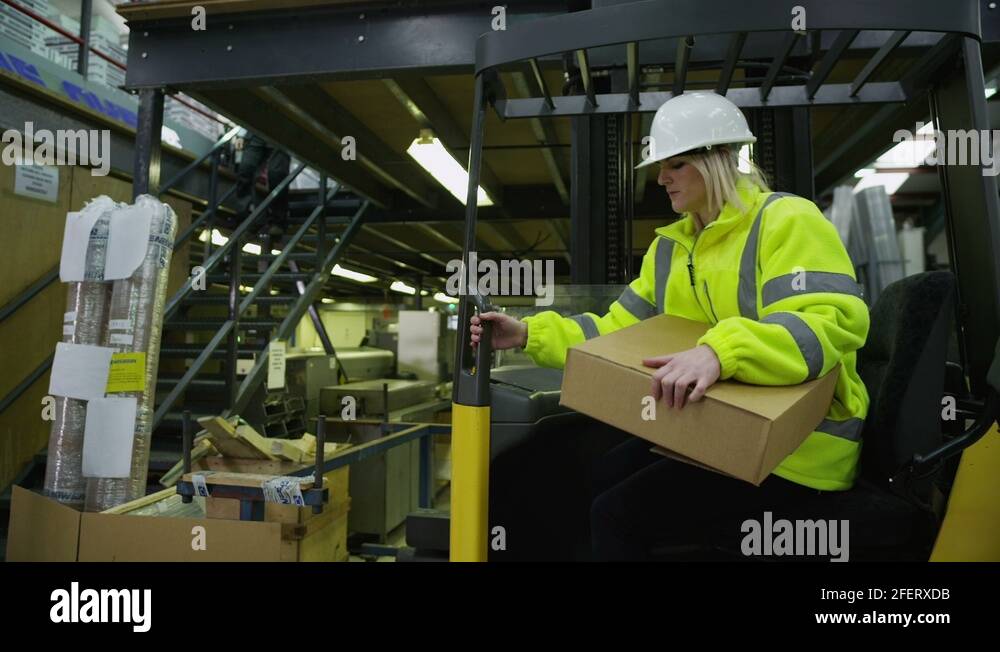 Logistics laptop computer delivery transportation Stock Videos ...