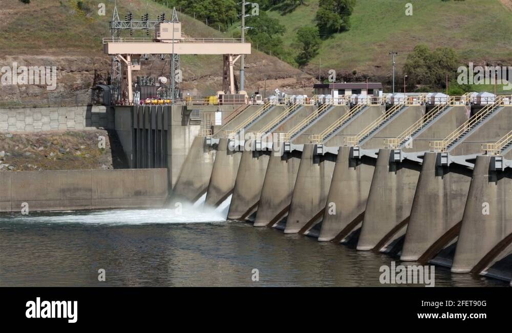 Concrete spillway Stock Videos & Footage HD and 4K Video Clips Alamy