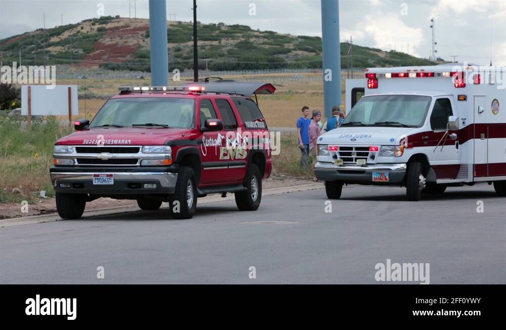 Paramedic ems Stock Videos & Footage HD and 4K Video Clips Alamy