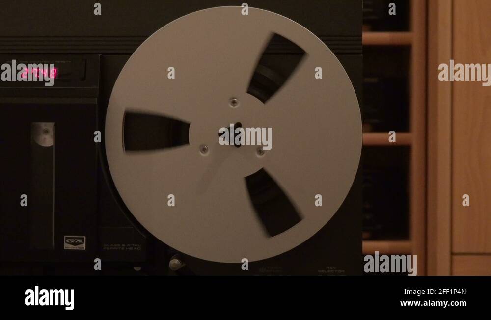 Classic reel to reel tape recorder, led VU meter, tape audio