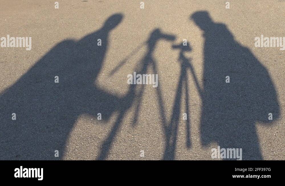 Hug shadow Stock Videos & Footage - HD and 4K Video Clips - Alamy