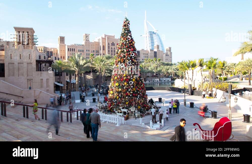 Dubai christmas Stock Videos & Footage - HD and 4K Video Clips - Alamy