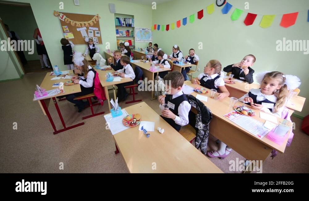 First grade classroom Stock Videos & Footage - HD and 4K Video Clips ...