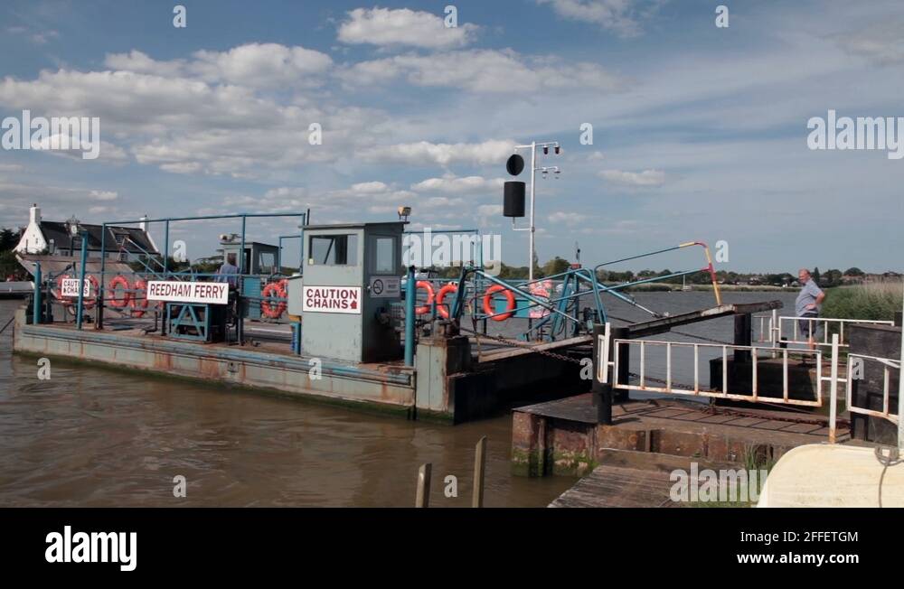 Reedham chain ferry crossing river Stock Videos & Footage HD and 4K