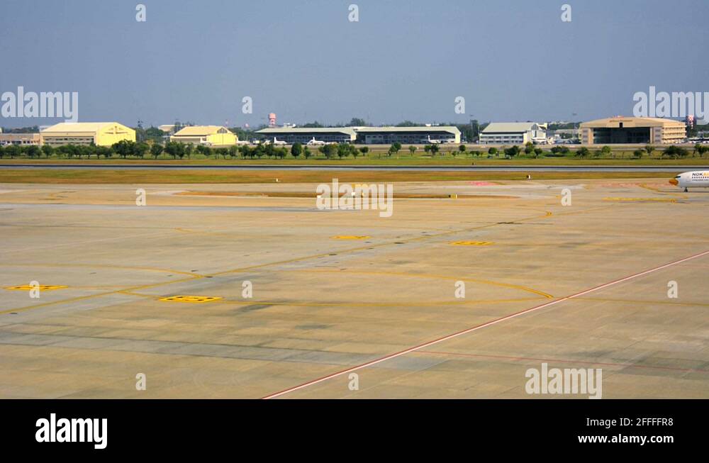 Nok air aircraft Stock Videos & Footage - HD and 4K Video Clips - Alamy