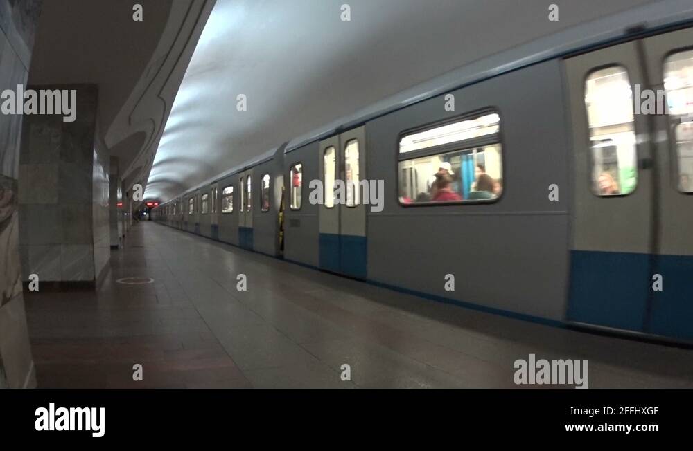 Photo subway train Stock Videos & Footage - HD and 4K Video Clips - Alamy