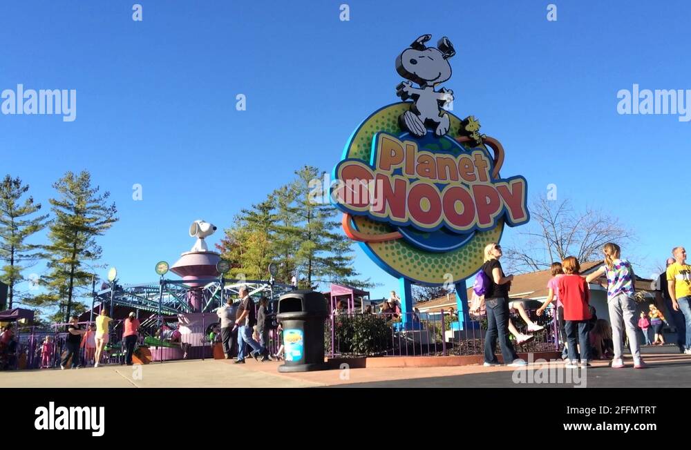 Snoopy where Stock Videos & Footage - HD and 4K Video Clips - Alamy