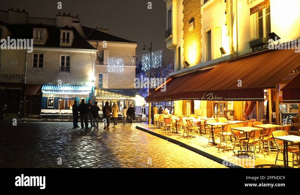 Paris montmartre art Stock Videos & Footage HD and 4K Video Clips Alamy