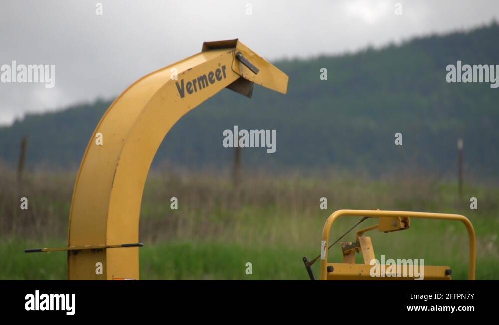 Log chipper Stock Videos & Footage HD and 4K Video Clips Alamy